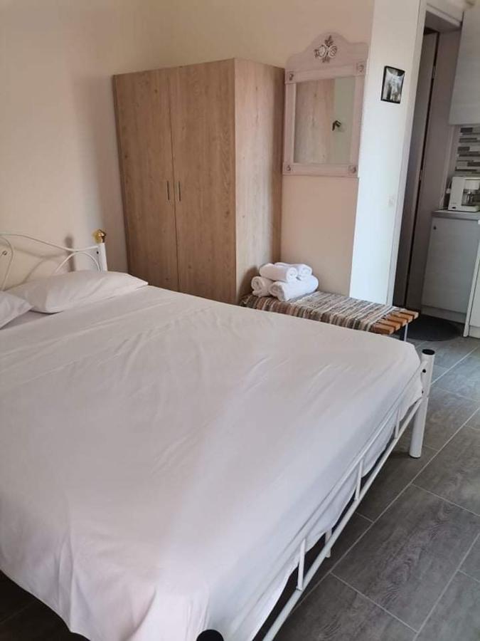 Studio Zenap Agios Georgios  Buitenkant foto